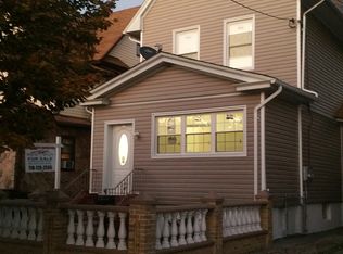 8927 127th St, Richmond Hill, NY 11418