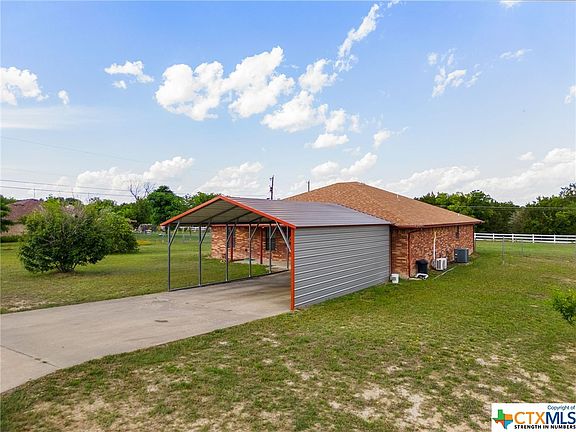 2nd image of 271 County Road 4884