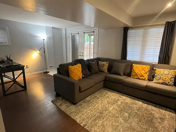 301 Via Romano Blvd, Vaughan, ON L6A 0J1