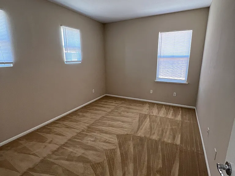9714 Oporto Way — Photo 15