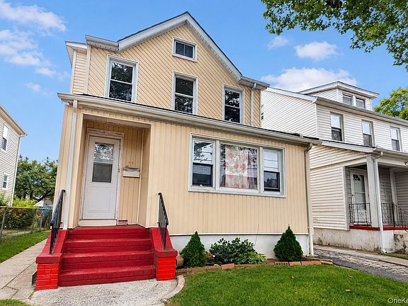 2nd image of 24011 144th Avenue