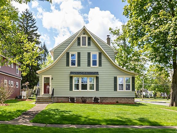 2nd image of 307 Hickory St