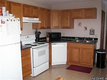 2nd image of 1222 Fairview Ave