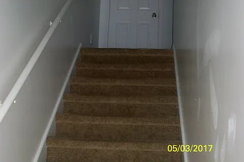2 bed, 1.5 bath, 1000 sqft, $975 — Photo 2