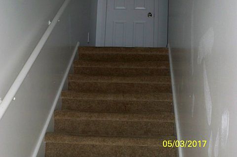2nd image of 808 Golfview Pl #B
