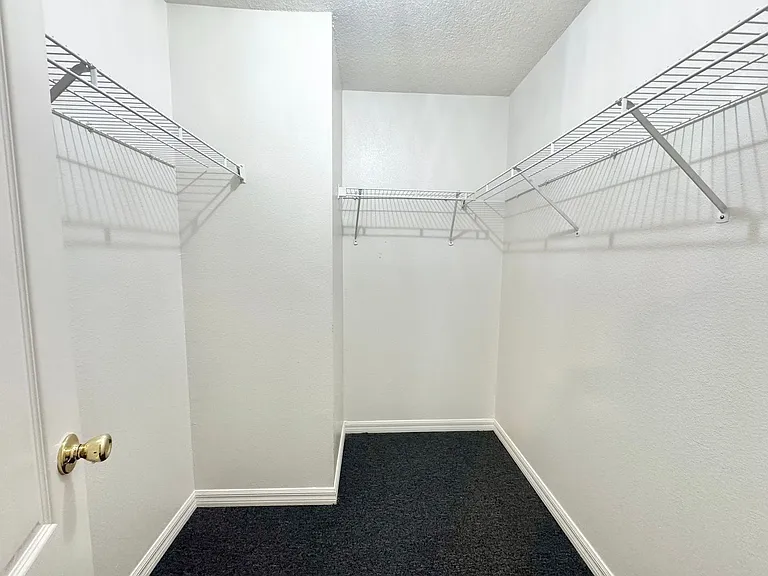3228 Courtney Dr — Photo 12