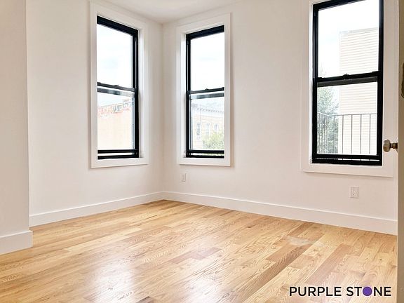 3rd image of 363 Knickerbocker Ave #2B