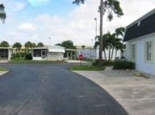 43 Village Sq, Fort Myers, FL 33908