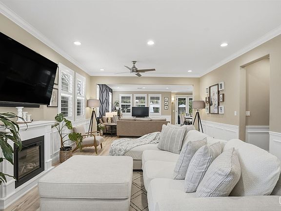 5th image of 10706 Coronado Pointe Dr