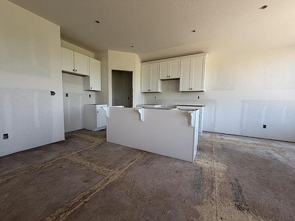 3rd image of 451 Pebblestone Street