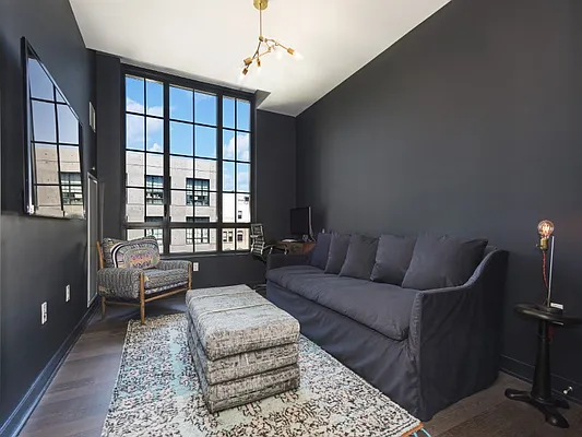 Sold by Sotheby's International Realty | media 6
