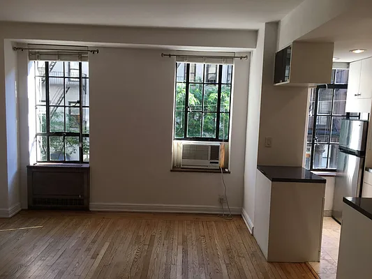 Rented by McDonagh Real Estate | media 19