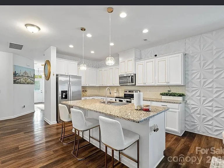 14027 Ridgewater Way — Photo 11