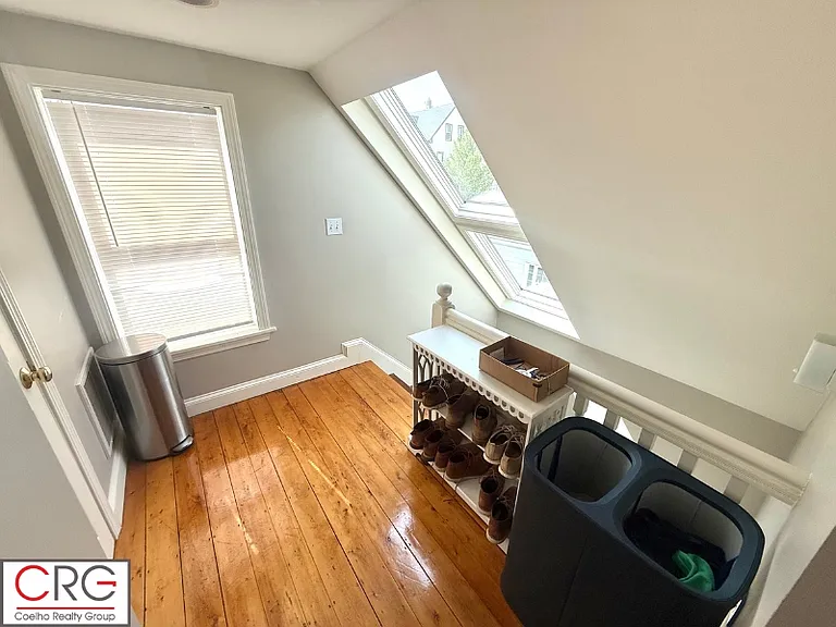 10 Eastman Rd — Photo 30