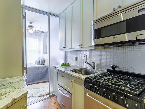 5th image of 865 1st Ave APT 6B