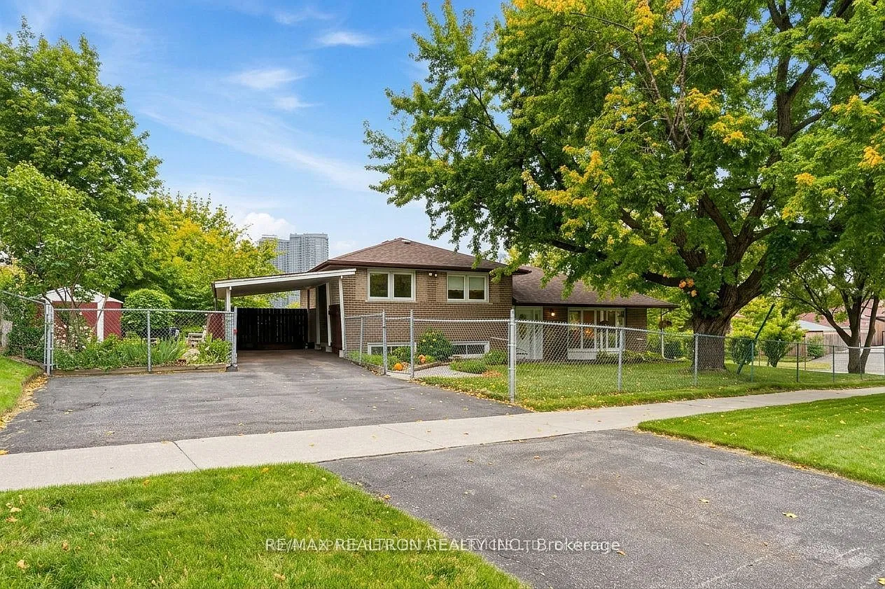 3 bed, $2,850 — Photo 1
