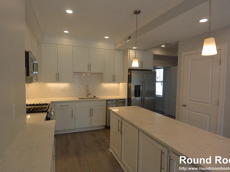 120 Kenrick St #5 — Photo 17