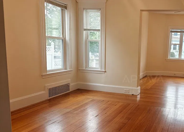 2 bed, $2,700 — Photo 4