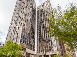 345 W Fullerton Pkwy APT 405, Chicago, IL 60614