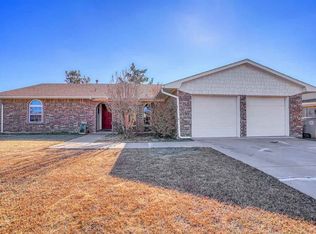 7616 SW Cherokee Ave, Lawton, OK 73505