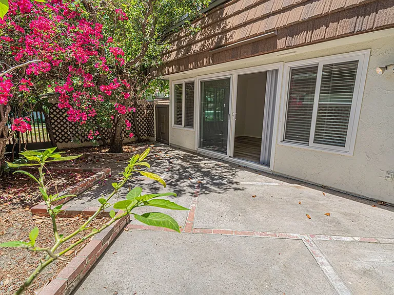 22210 James Alan Cir #8 — Photo 25
