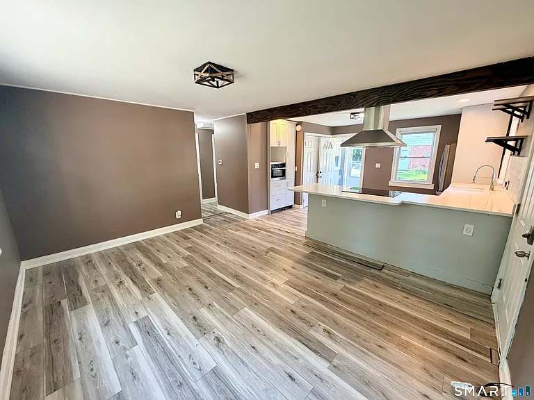 68 Alexander Dr — Photo 15