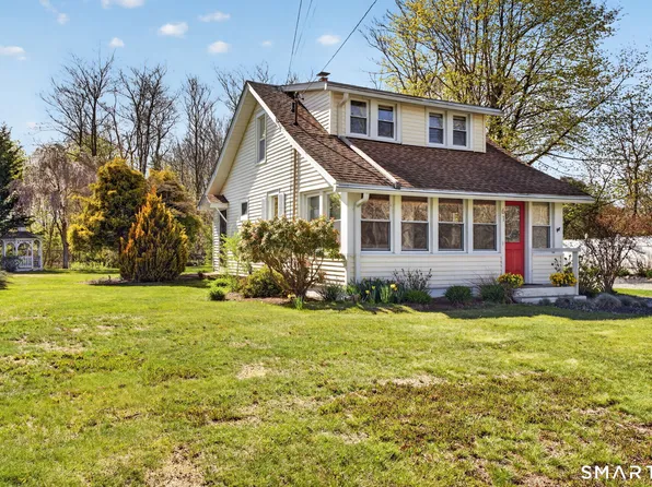 61 Ingham Hill Road, Old Saybrook, CT 06475