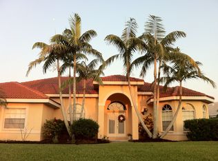 8556 Park Shore Ln, Sarasota, FL 34238