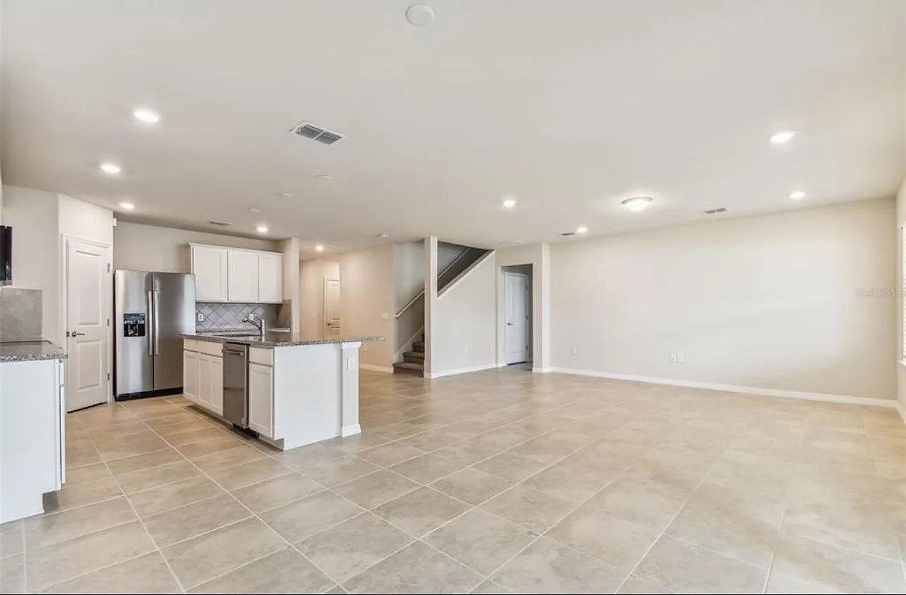 3895 Capri Coast Dr — Photo 3
