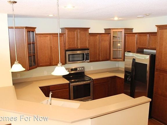 3rd image of 3395 Cherry Ln Unit D