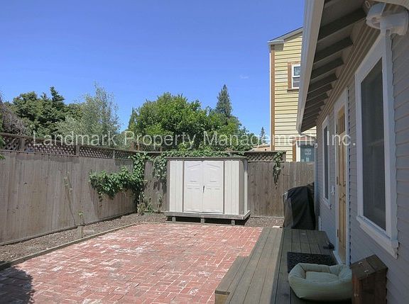2nd image of 1033 Leona Ct
