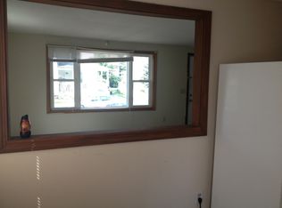 59 Howes St, Springfield, MA 01118