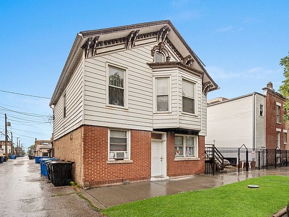 4th image of 648 N Paulina St
