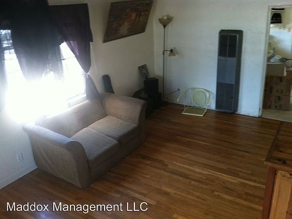 3rd image of 1720 Silver Ave SE