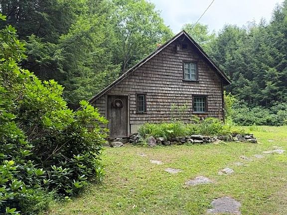 4th image of 34 Blake Road