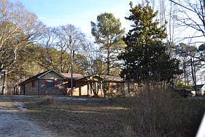 2nd image of 124 County Road 187