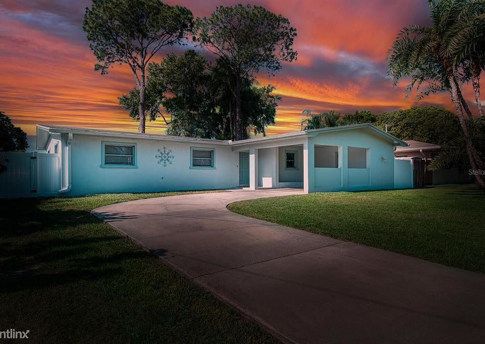1st image of 785 San Salvador Dr