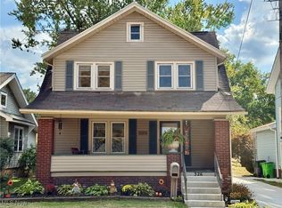 326 Bachtel St SW, North Canton, OH 44720