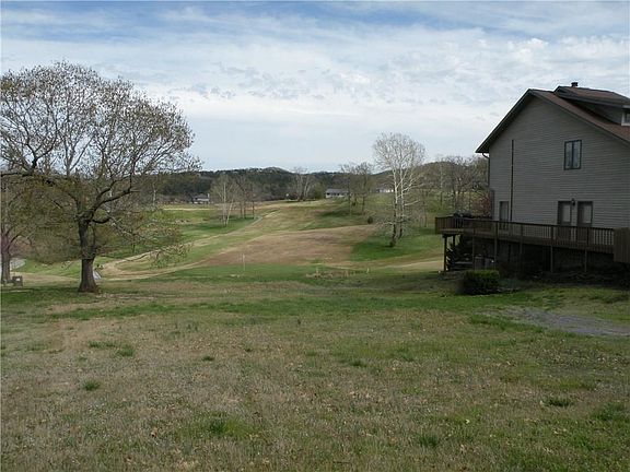 3rd image of 24 Appaloosa Dr