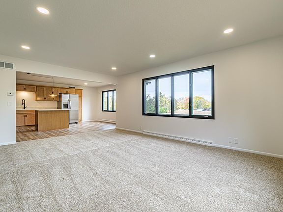 5th image of 215 1st Ave NW