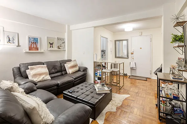 Rented by Douglas Elliman | media 2