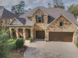 42 E Cresta Bend Pl, Spring, TX 77389