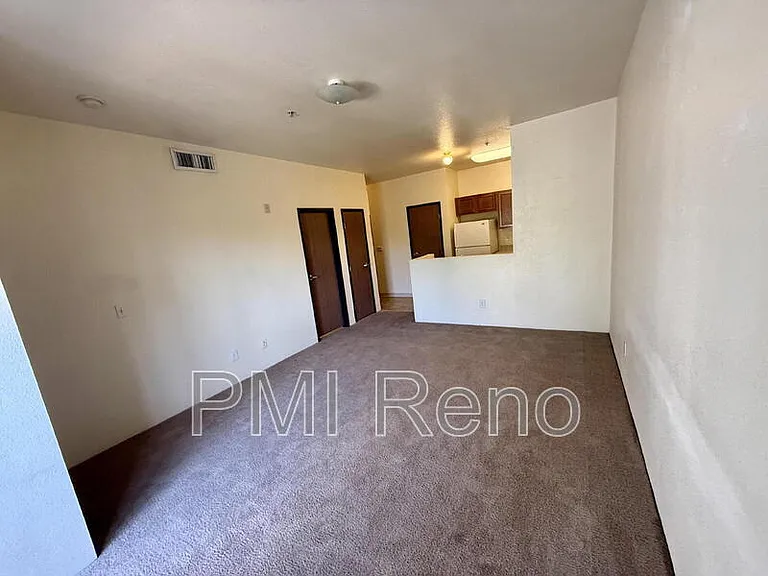 Big Horn Apartments — Photo 29