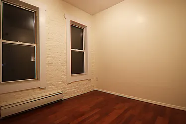 Rented by New York Realty Minimax Inc