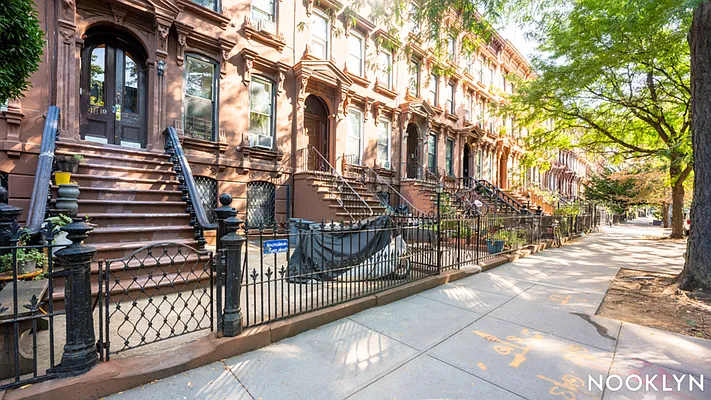 Rented by Nooklyn NYC LLC | media 25