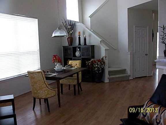 3rd image of 125 Hilltop Dr
