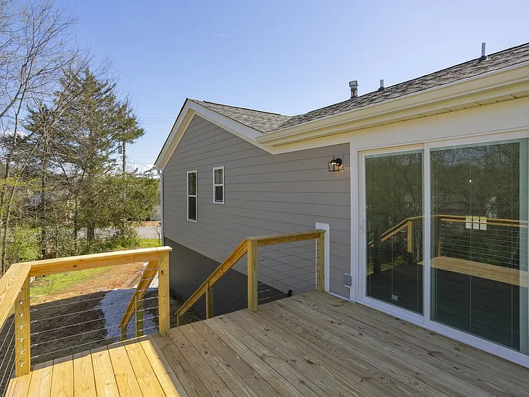 1608 Autumn Ridge Dr — Photo 22