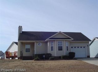 3218 Lubbock Dr, Hope Mills, NC 28348