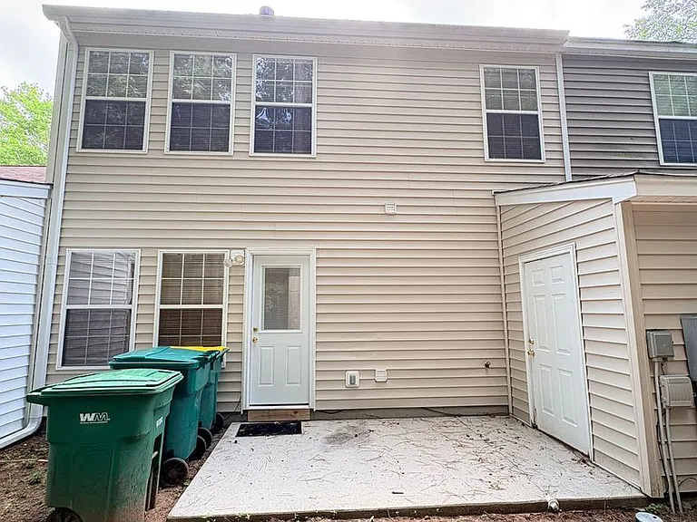 390 Gardners Cir — Photo 27