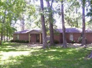 10052 Lazy Oaks Dr, Conroe, TX 77306